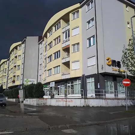 Resident 19 Apartment